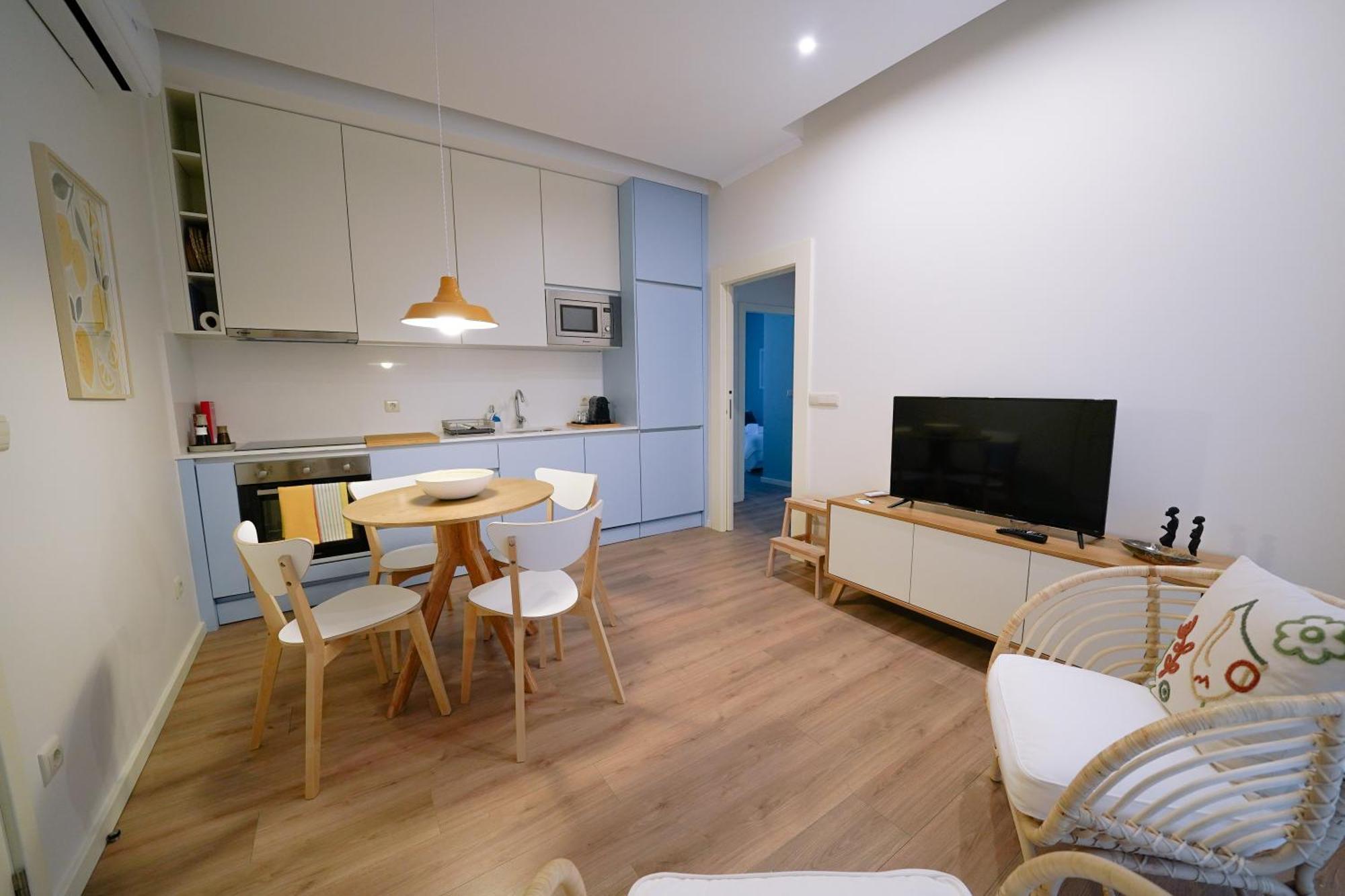 Martinho'S House Apartment อลิโช ภายนอก รูปภาพ